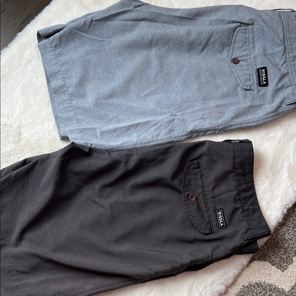 VISSLA Gray and Black Athletic Shorts for Men
